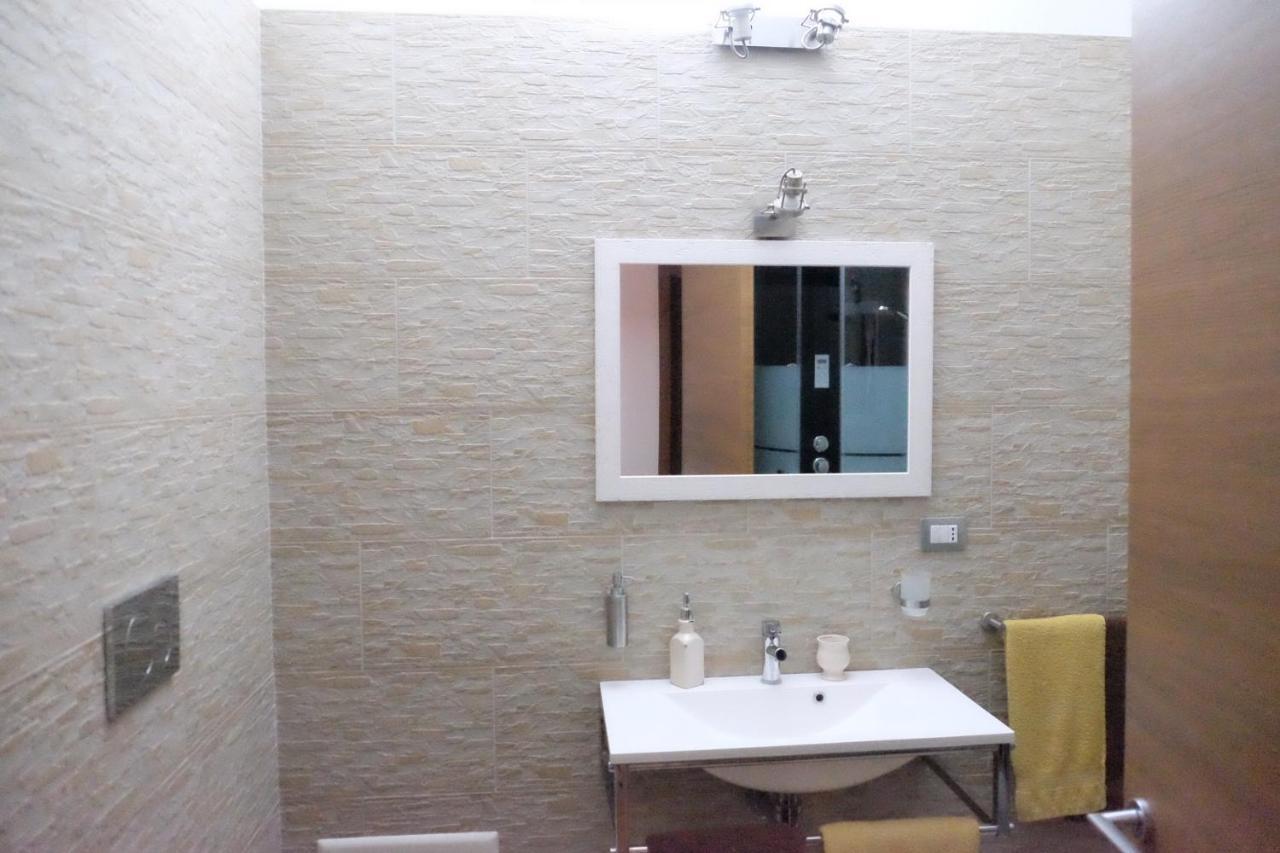 Dimora Del Casale Bed & Breakfast Brindisi Eksteriør bilde
