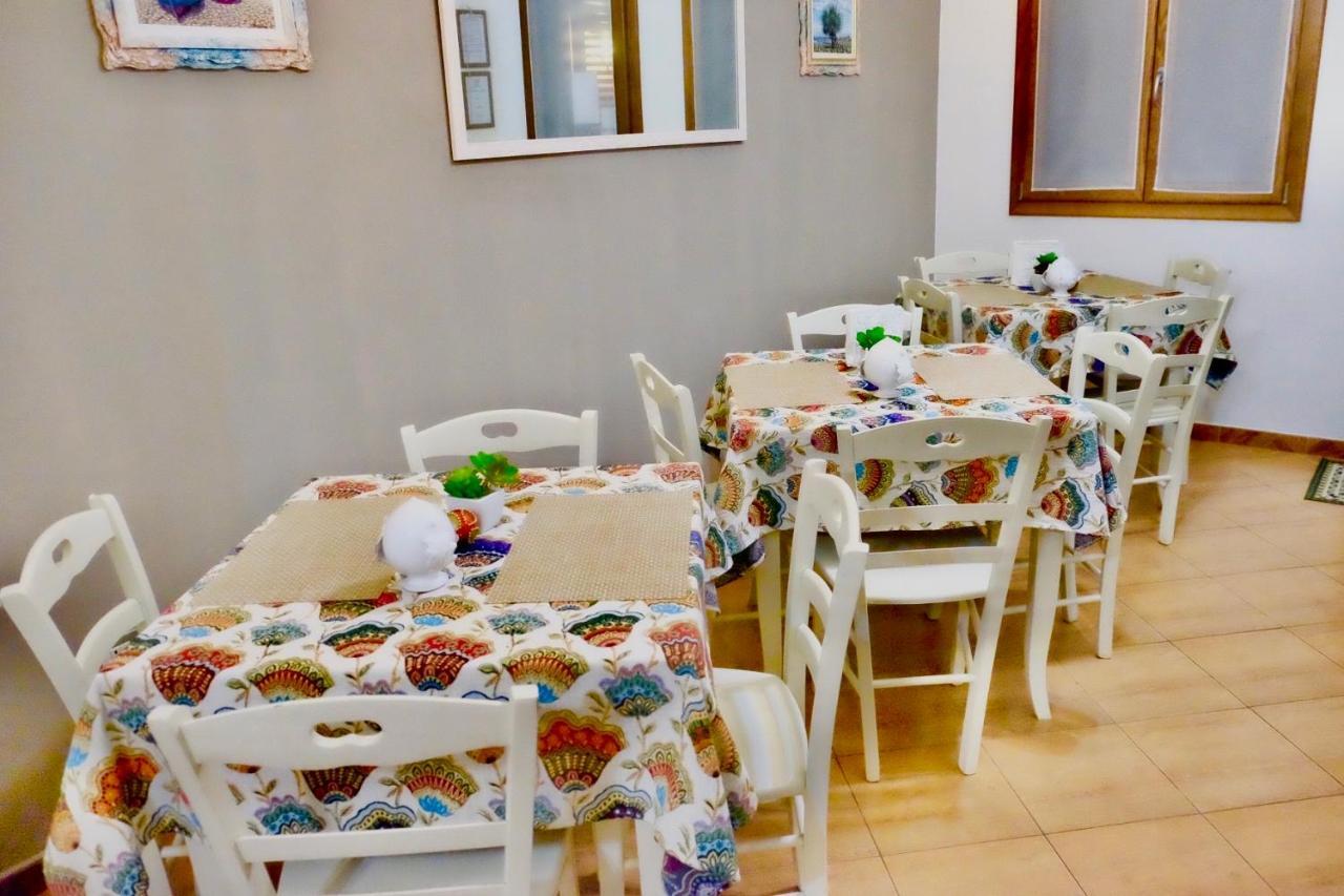 Dimora Del Casale Bed & Breakfast Brindisi Eksteriør bilde